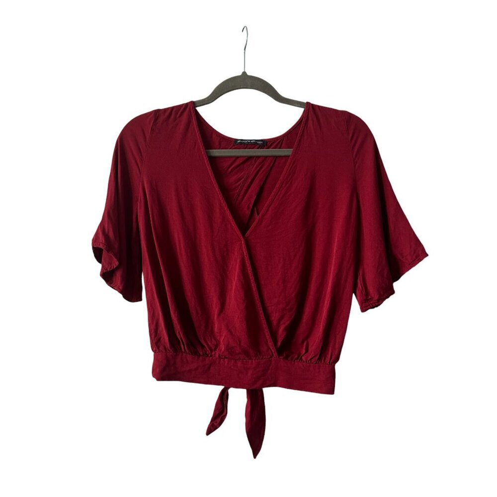 Brandy Melville | EUC Tie Back Cropped Short Sleeve Peasant Blouse in Maroon OS